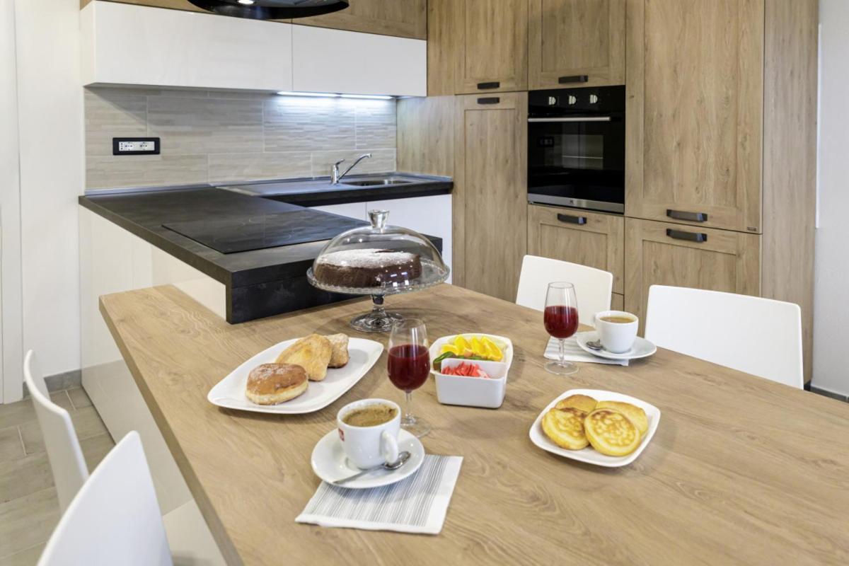 Bandiera 68 Apartment كالياري المظهر الخارجي الصورة
