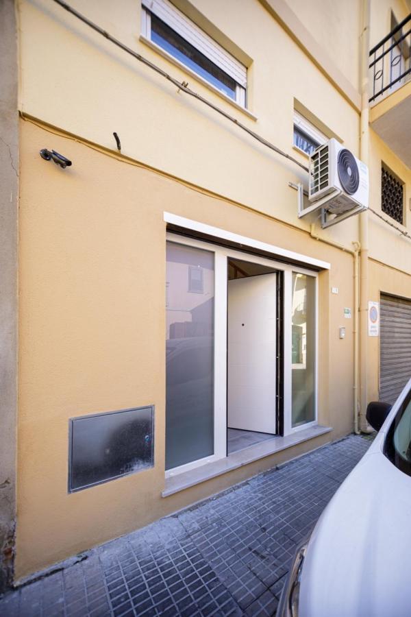 Bandiera 68 Apartment كالياري المظهر الخارجي الصورة