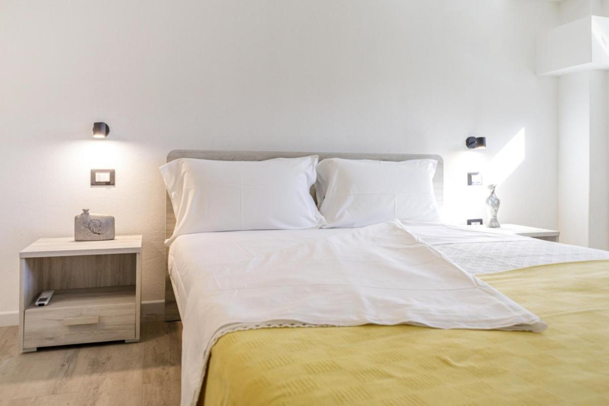 Bandiera 68 Apartment كالياري المظهر الخارجي الصورة