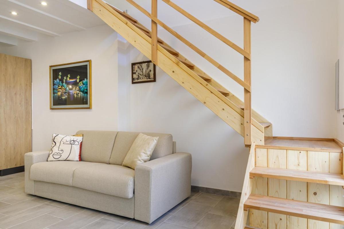 Bandiera 68 Apartment كالياري المظهر الخارجي الصورة
