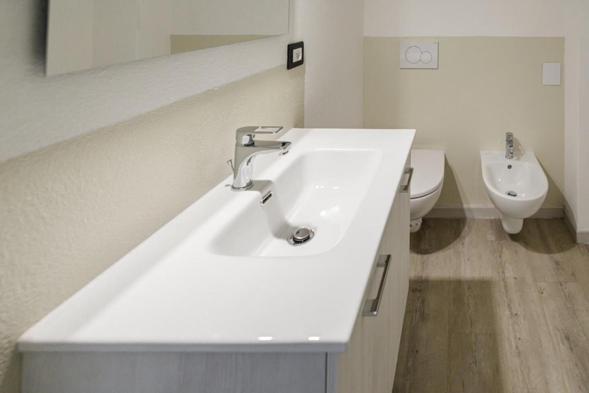 Bandiera 68 Apartment كالياري المظهر الخارجي الصورة